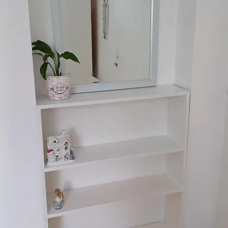 Апартамент Levski Варна